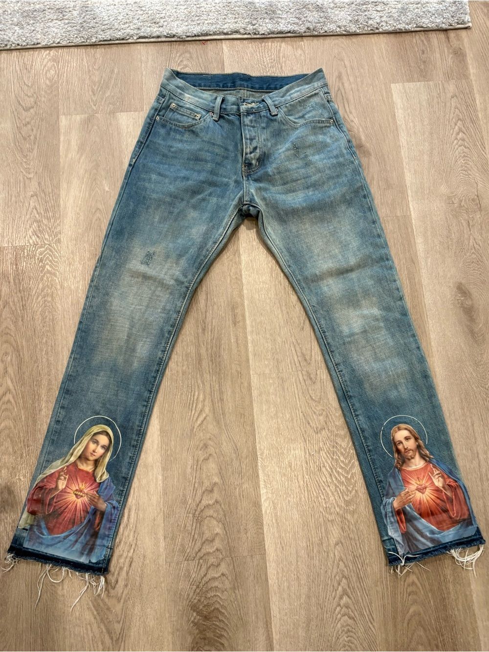MNML
Jesus and Mary Straight Denim
